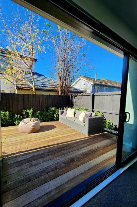 Central Home With Internal Garage - Close To Cbd! ไครสต์เชิร์ช ภายนอก รูปภาพ